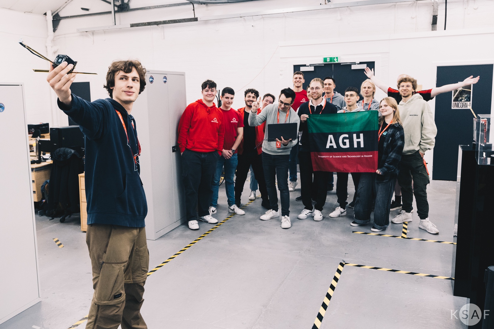 HYPE satellite photo